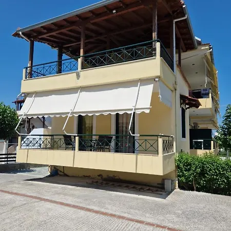 Achileous 1 Apart Otel Agiakampos (Volos)