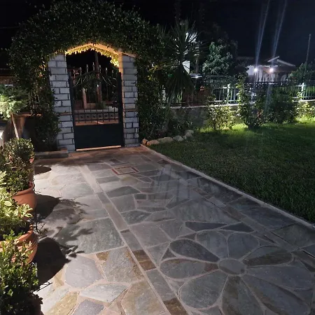 Achileous 1 Apart Otel Agiakampos (Volos)