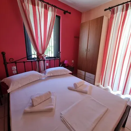 Achileous 1 Aparthotel *
