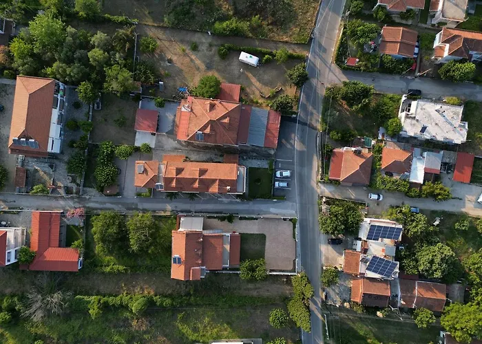 Achileous 1 Aparthotel 3*